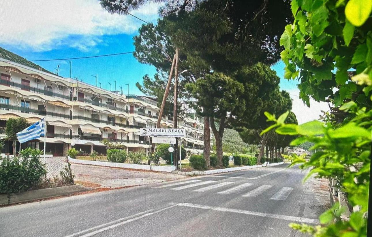 Sun & Sea : Malaki Seaside Apartman Kültér fotó